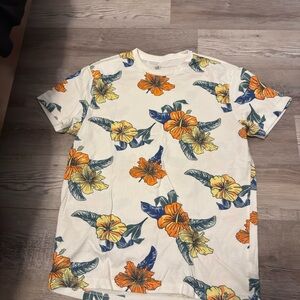 🔥Hibiscus Print Graphic Tee🔥